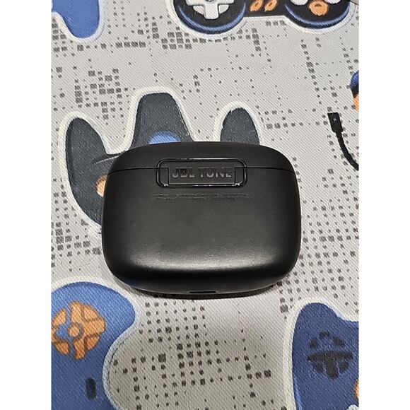 JBL By Harman Tune Beam Perfect Fit Wireless Pure Bass Zero Noise Earbuds, Black - Picture 7 of 9